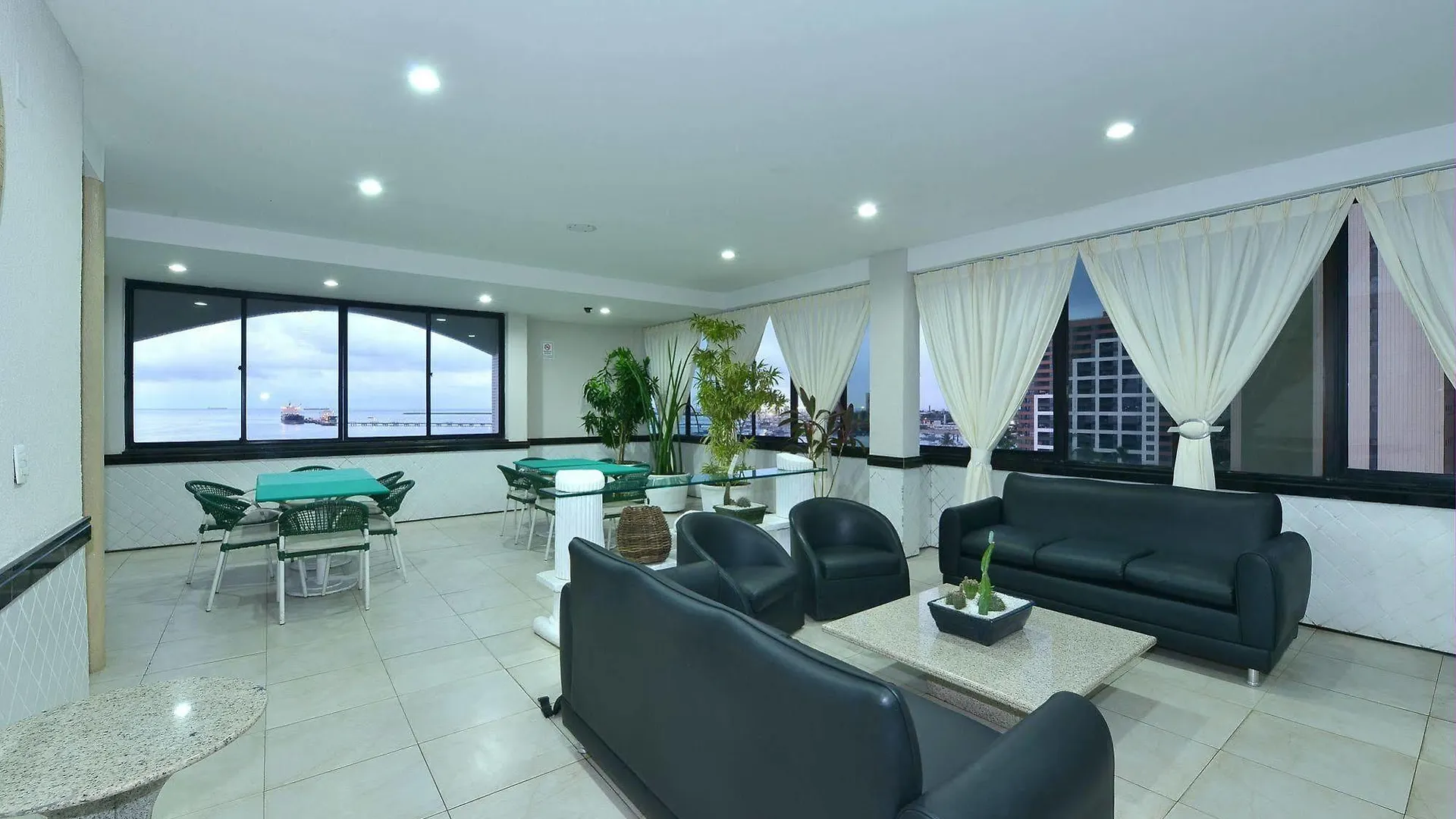 Samburá Praia Hotel Fortaleza